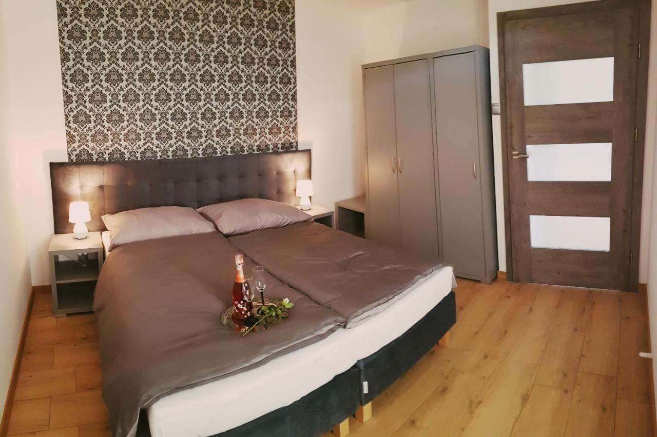 Park Apartments Мендзиздрое Екстериор снимка